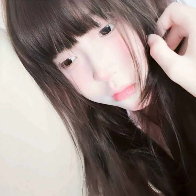 【 语录 ²⁹】其实挺想跟你聊天的 但是就怕你爱搭不理的样子 我突然沉默了.