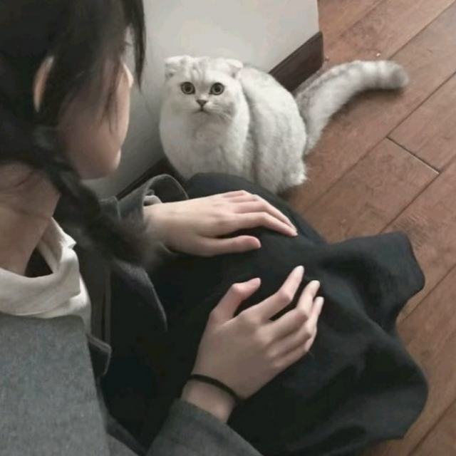 每一次想你 我都提醒我自己 如果你也想我的话你早就开口了