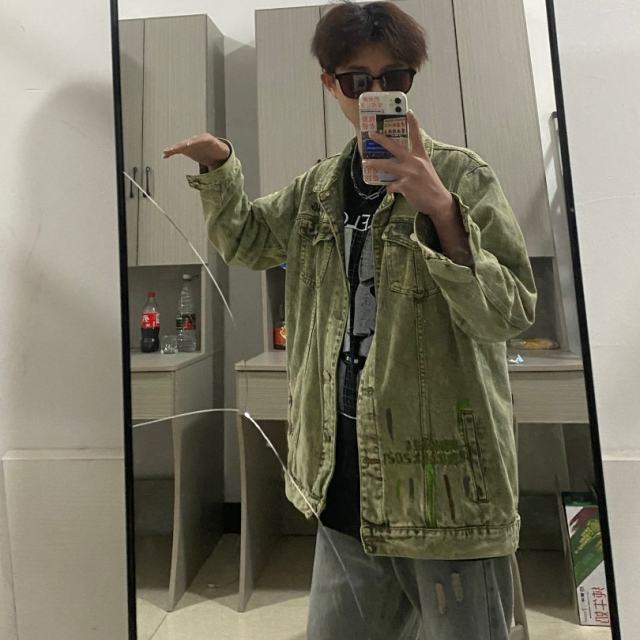 【把回忆拼好给你dj】爱从来不是爱她精致的眉眼 而是看到她微红的眼眶时 从心里泛起的心态