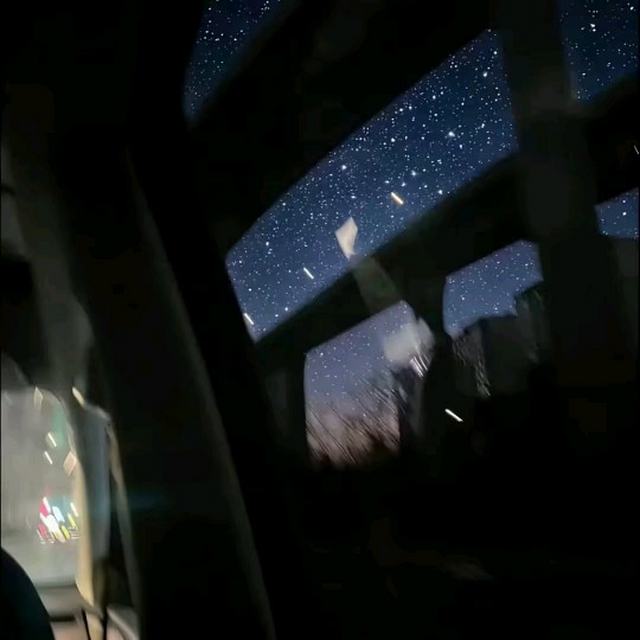 算了 彼此各有难处 人与人之间 好像永远都无法真正的共情 你有你的难处 我有我的失望