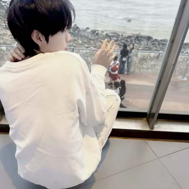 【旋律 𝘿𝙅】谈恋爱跟p图一样 从不p腿