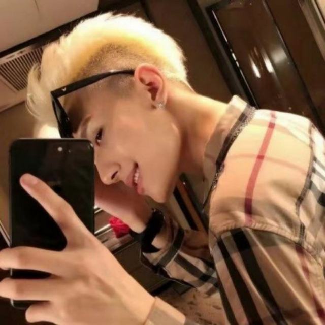 🐯百酷哪吒❗-年轻人嚣张跋扈