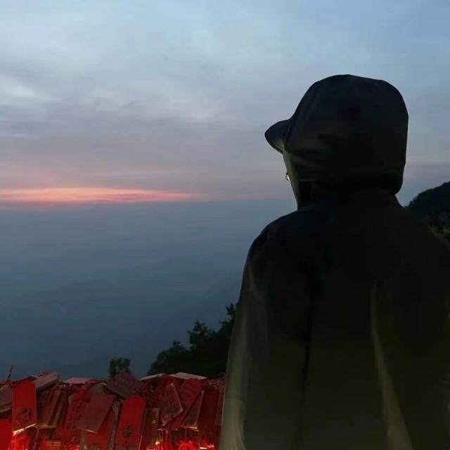 小林ᵐ☠️_【 𝟮⃪𝟬⃪𝟮⃪𝟱⃪ᵐ⃪混音-海欧】人生不止一个方向