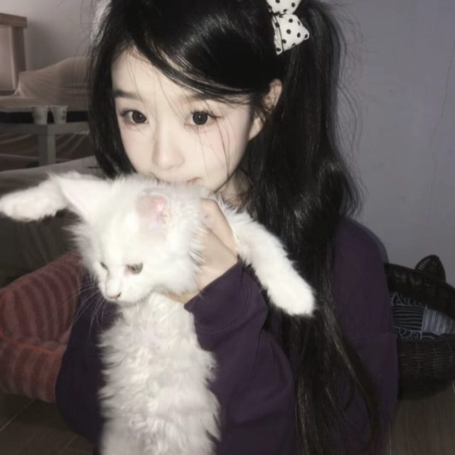 原来嘴硬的小女孩和爱玩的小男孩注定是要分开的.