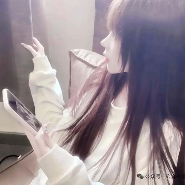 【每当我】万般兵器皆利刃 唯有过往最伤人