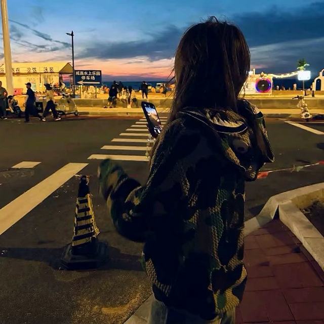 【如果呢𝘿𝙅】比冬天先来临的是你温热的手心.