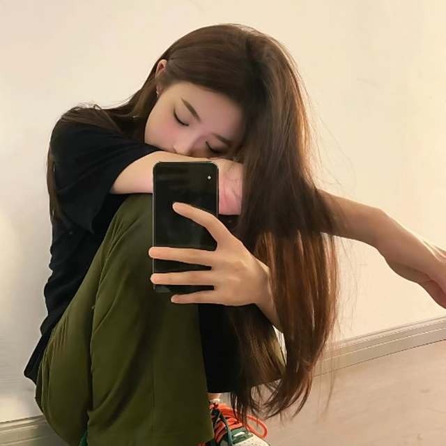 时至今日没有人真正爱过我 如果有 也是我爱的太满溢出来的施舍