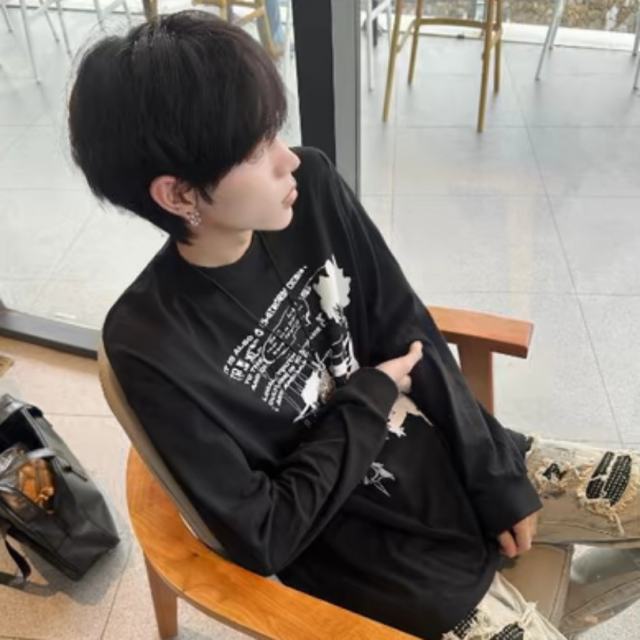 【前度𝘿𝙅    】我想做一个淡淡的人 这样我就可以从平静里感受到幸福.