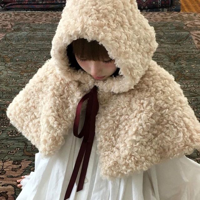 〈游山恋〉你公开的那个人 原来早就出现过在你的评论区。