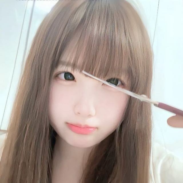 如果全世界都揪着你的错指责你 那我蹲下来抱抱你