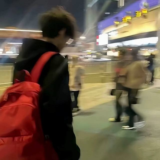 【热门旋律𝘿𝙅】人有两颗心 贪心和不甘心.