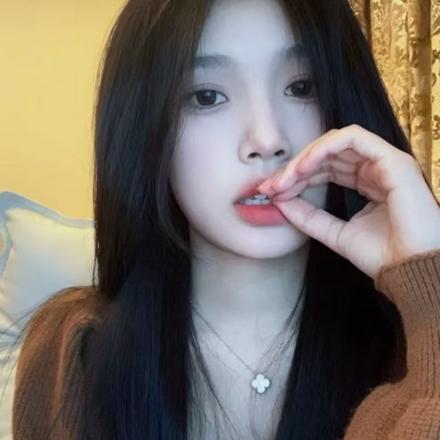 苏婷🎀.——【压迫感EA7】 曲子很难不爱〈抖音快手DJ版〉