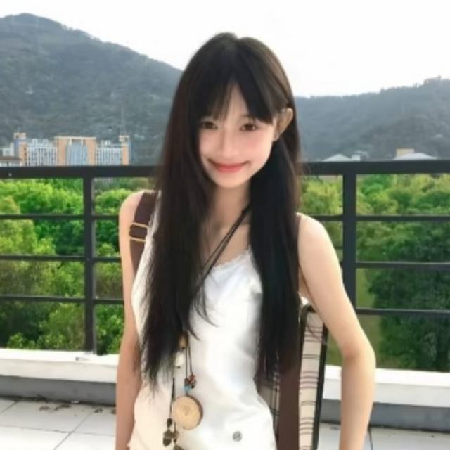【我们俩-热门原声】-爱不是亲一下 抱一下 而是我们在需要彼此的时候 不管多累多忙 多远我们都可以彼此陪伴 我不求 你能一直陪在