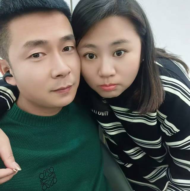 背着风流泪-文夫