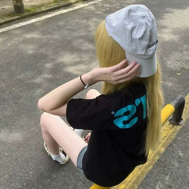 【热门旋律𝘿𝙅】没听过你的名 只是觉得你不是很行.