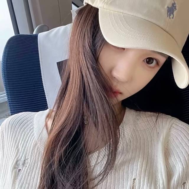 我不再相信那些片面的我要看得见的我要体会得到的我不相信有情饮水饱