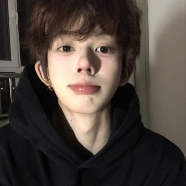 【 𝘿𝙅】没出息 暧昧几天 就以为是一辈子。