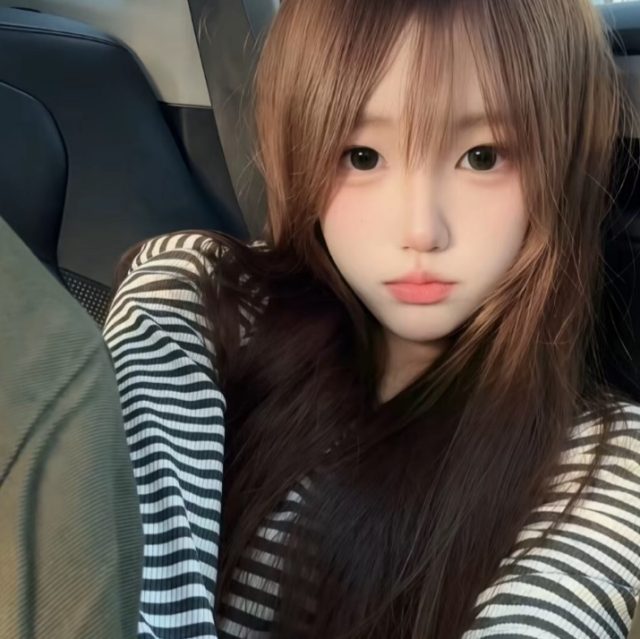 你的出现为了什么呢 是为了让我付出真心 又重新打水漂 还是为了我本该愈合的心又重新插上一刀