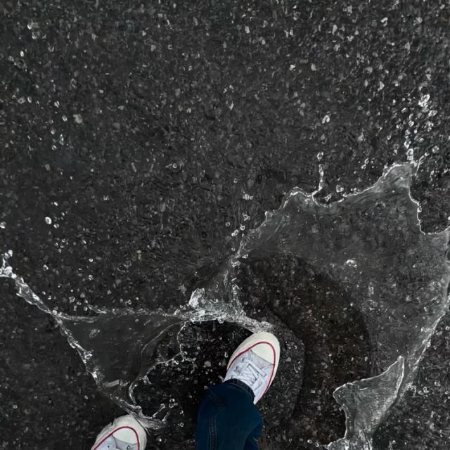 你变得好快 我都分不清以前的好是真是假 算了 你有你的难处