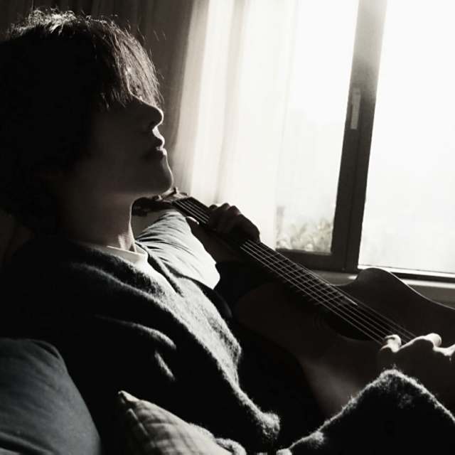 【怎样算挚爱   𝘿𝙅】那天我们恶语相向我愣住了 思绪回到我们承诺永不分离的那天