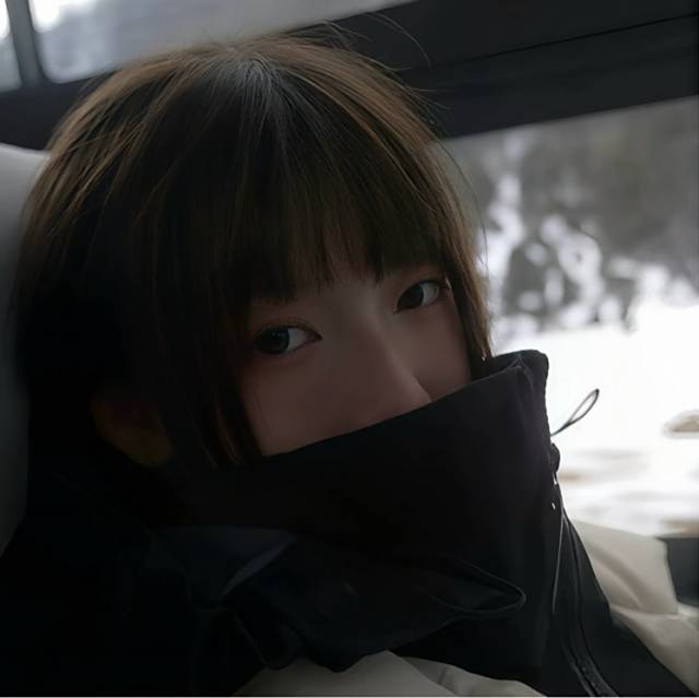 世界上最美妙的感觉就是 当你拥抱一个你喜欢的人的时候 他竟然把你抱得更紧