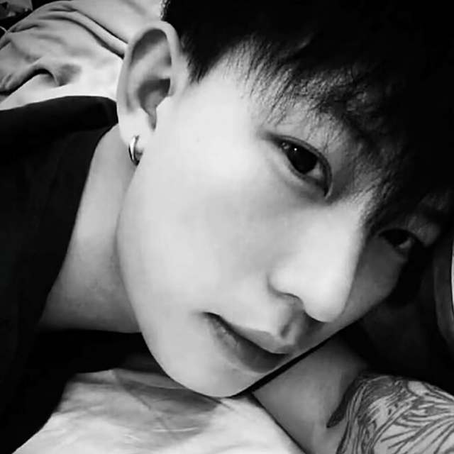 快手【欢喜就好 DJ混音】比起喜欢我更喜欢自恋，因为这辈子最大的遗憾就是亲不到自己帅气的脸蛋.