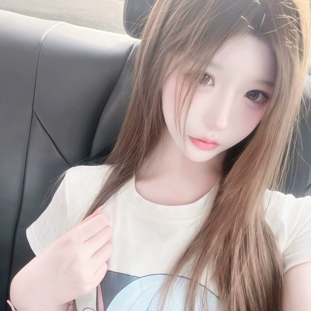 如果我是薄情寡义的人 那凌晨觉得愧疚的人就不会是我