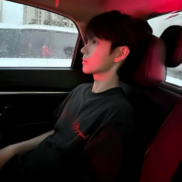 或许你心里是真的觉得我很好 但都不妨碍你对别人也有感情
