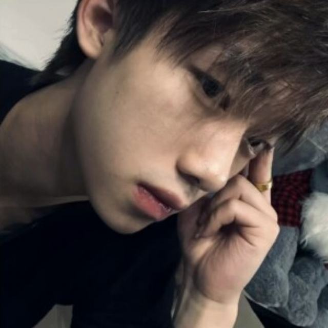 【离开我的依赖➕失眠酒  𝘿𝙅混音】与其去在意别人的喜不喜欢，不如多塑造心中的自己.