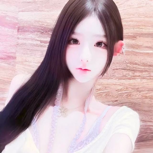 每当听到那些刺痛的话 心里也会隐隐作痛 但已经无所谓了 我心知肚明