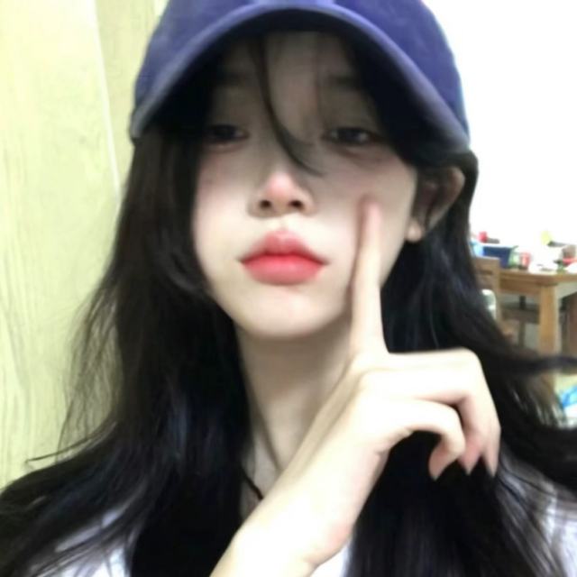 《天下 (原唱 张杰)》顾不顾将相王侯管不管万世千秋求只求爱化解这万丈红尘纷乱永无休爱更爱天长地久