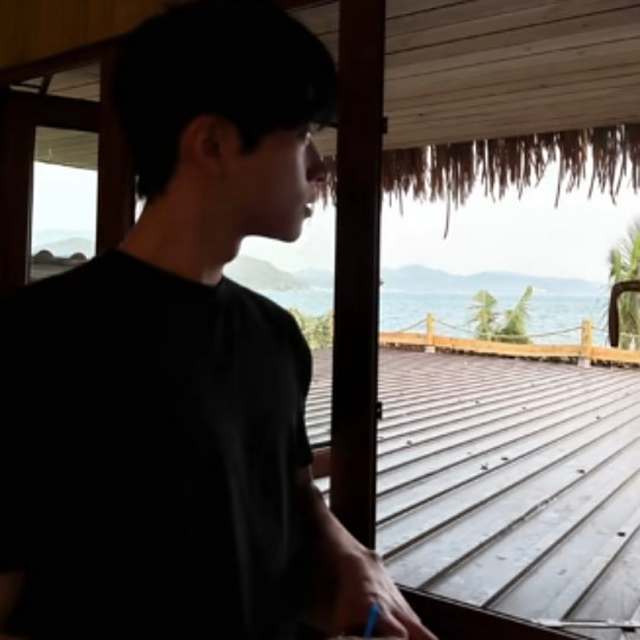 【   𝘿        𝙅   】-抛开我的缺点不谈 我不全是优点吗