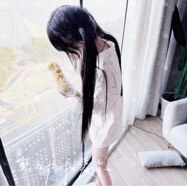 不管你多喜欢一个人  都不要纠结他能陪你多久