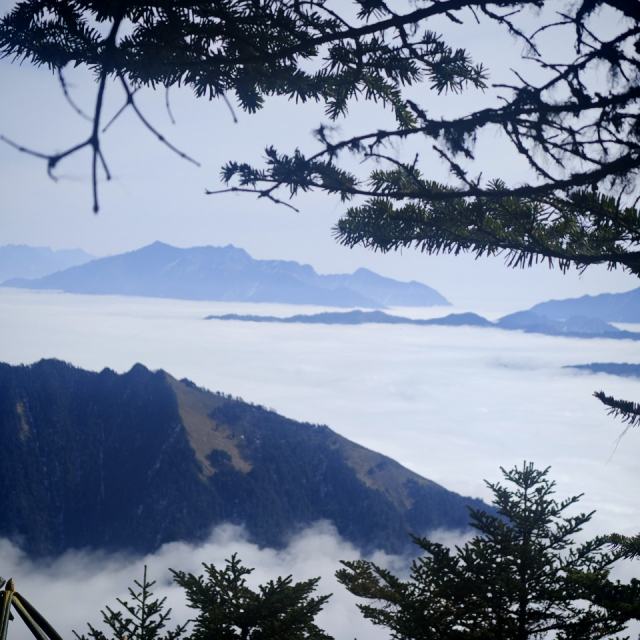 江湖夜雨十年灯