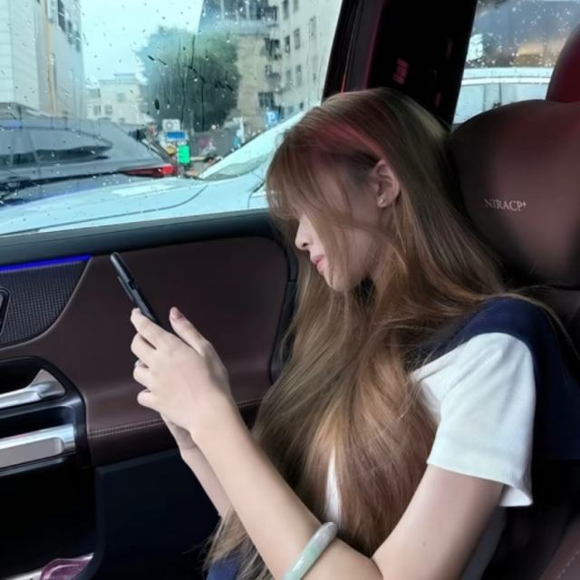 【雨爱】再见你时 我发现还是保留那份最初的喜欢.