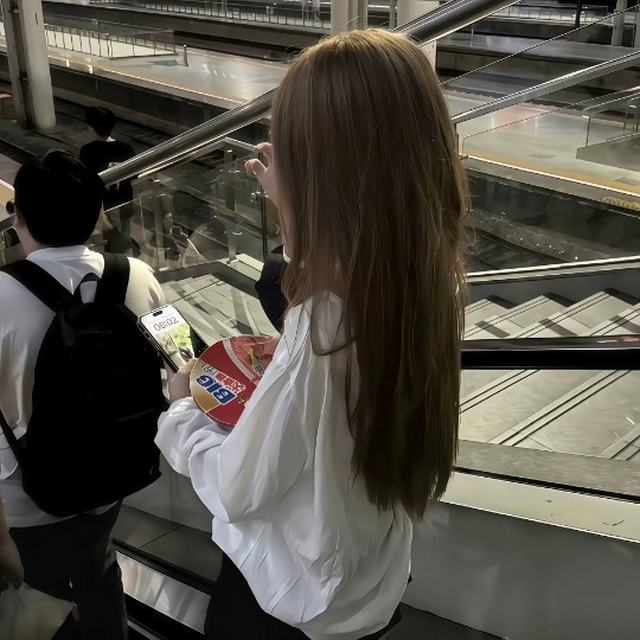 【热门旋律𝘿𝙅】你的眼睛很漂亮 看错人没关系 爱流泪也没关系.