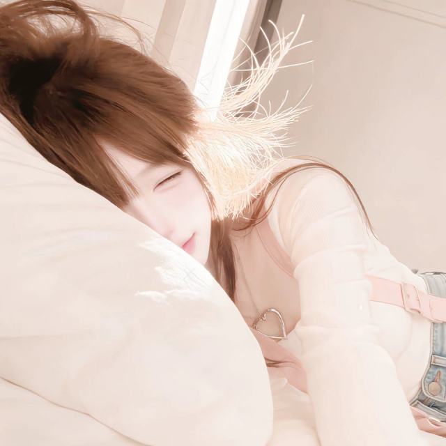 白水鉴心 我那样勇敢的挽留你 是因为我知道这样惊天动地的蠢事 不会再有第二次了