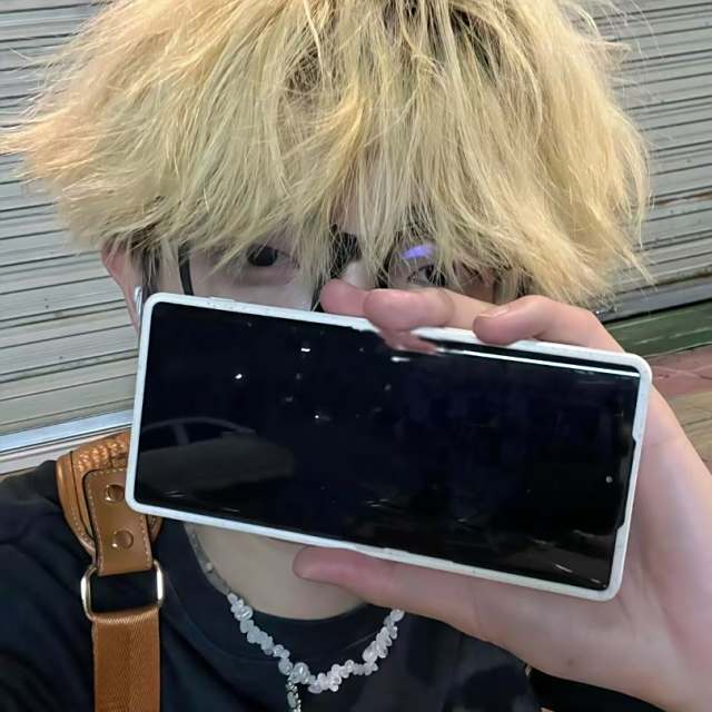 M爷ᵐ☠️_【电音 ➳中文】🌴原创版-寂寞寂寞不好\拼命的刷存在 都是为了爱