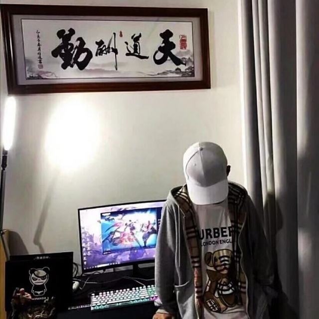 野泽川🐊——「抖音热播」黑白照〈DJ新版 〉.