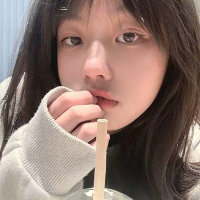 《只为你着迷-李秉成》-也许我们真的认识的太早了别遗憾我们有缘再见