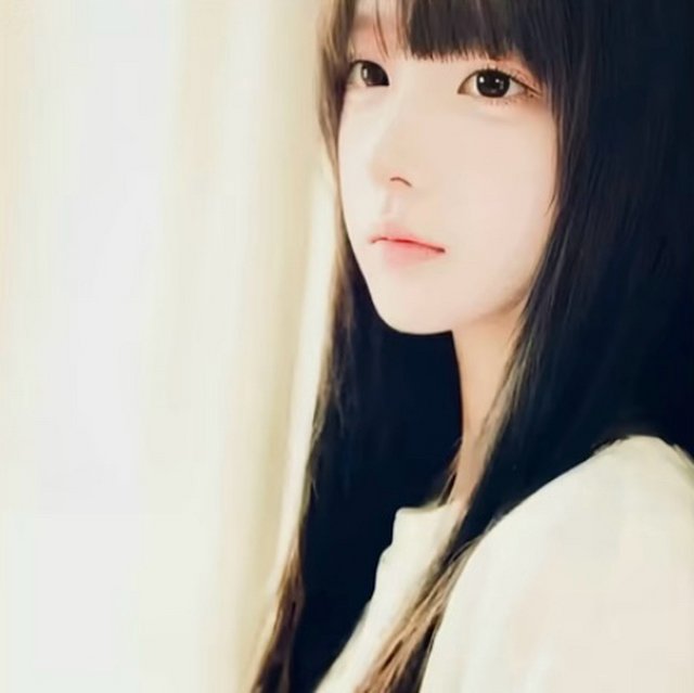 我是玩的花 但我认真谈的时候 也没见谁对得起我