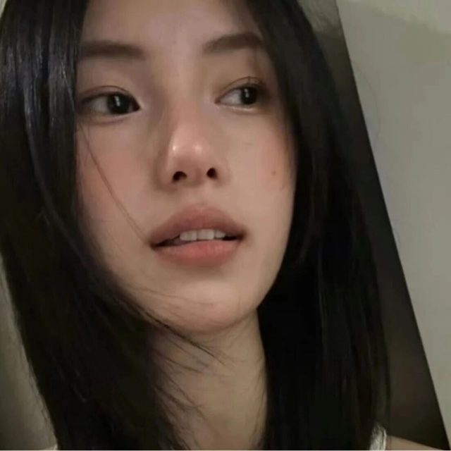 “我曾以为有情可解世间一切遗憾  到如今方晓  令真情难解之事 恰是情之本事”