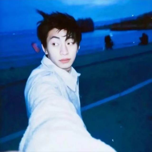 少年不识愁滋味 爱上层楼