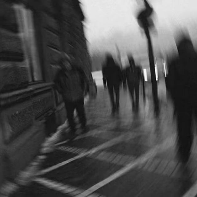 【恋人  𝘿𝙅】别人风雨里送来的晚餐都不及你随口一句晚安