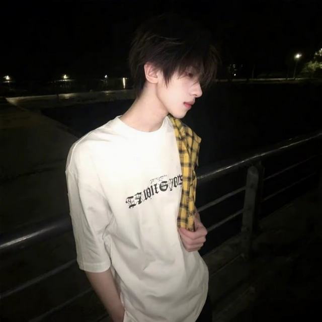 【两个我们𝘿𝙅】雨好大 你的爱和雨滴一样仓促消散.