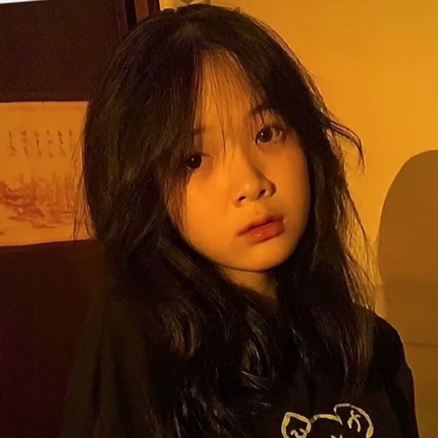 I m Just A Little Bit Shy  - 很好听的英文歌