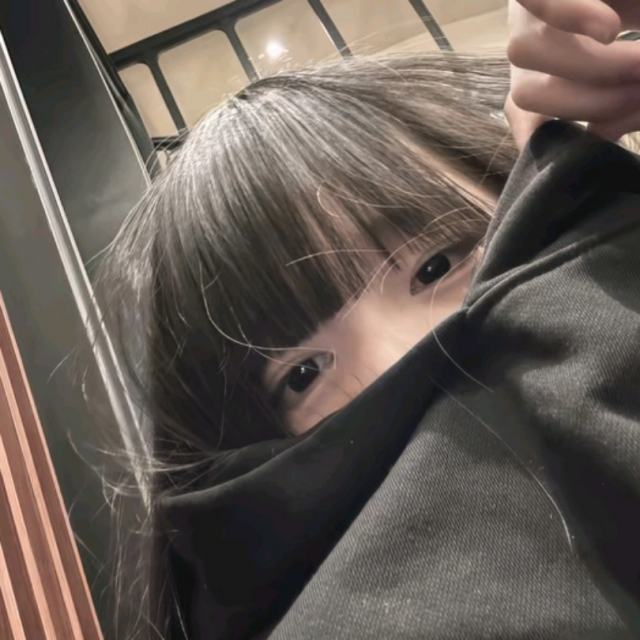 你纵容我的算计 接纳我的阴暗 还把我的卑鄙当成可爱