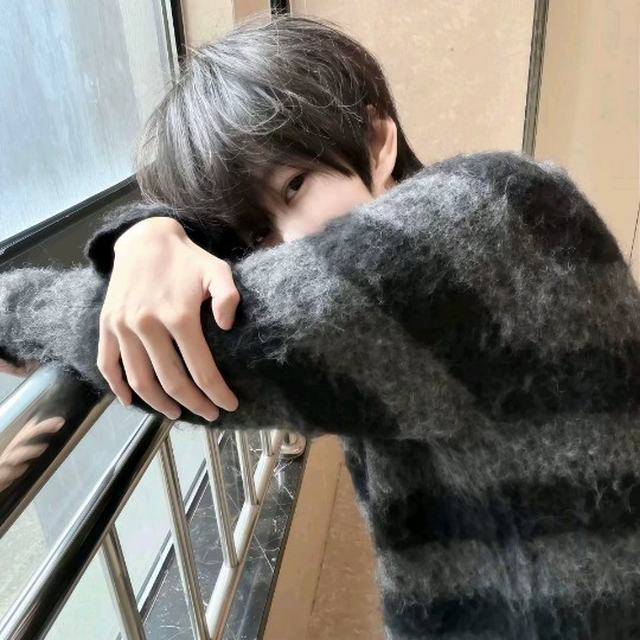 我们终其一生就是要摆脱他人的期待 找到真正的自己