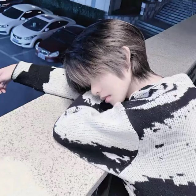 【旋律 𝘿 𝙟 】暧昧就像超市里的试吃 能给你的也能给别人