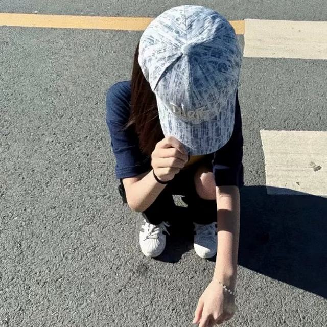 明明舍不得 却还要说违心的话.